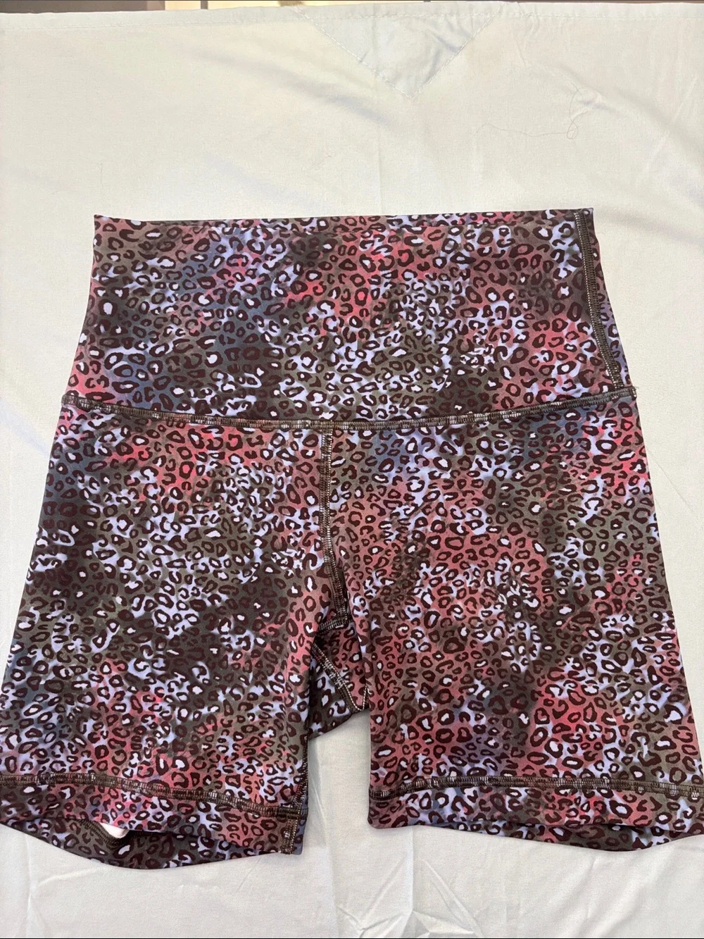 Lulu lemon Leopard Print High-Waist Biker Shorts - Purple, green and rust